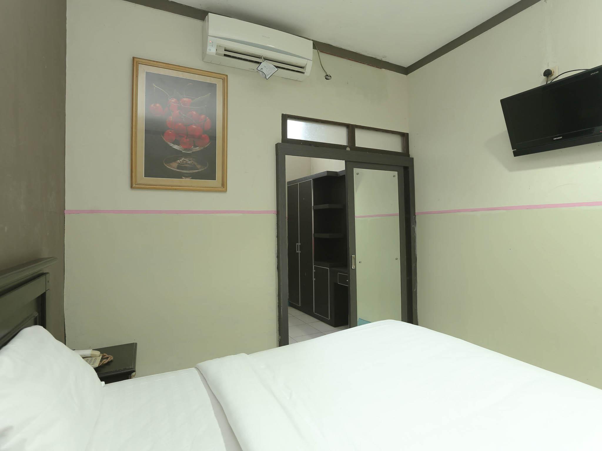 Urbanview Hotel Kharisma Banjarmasin بانجارماسين المظهر الخارجي الصورة